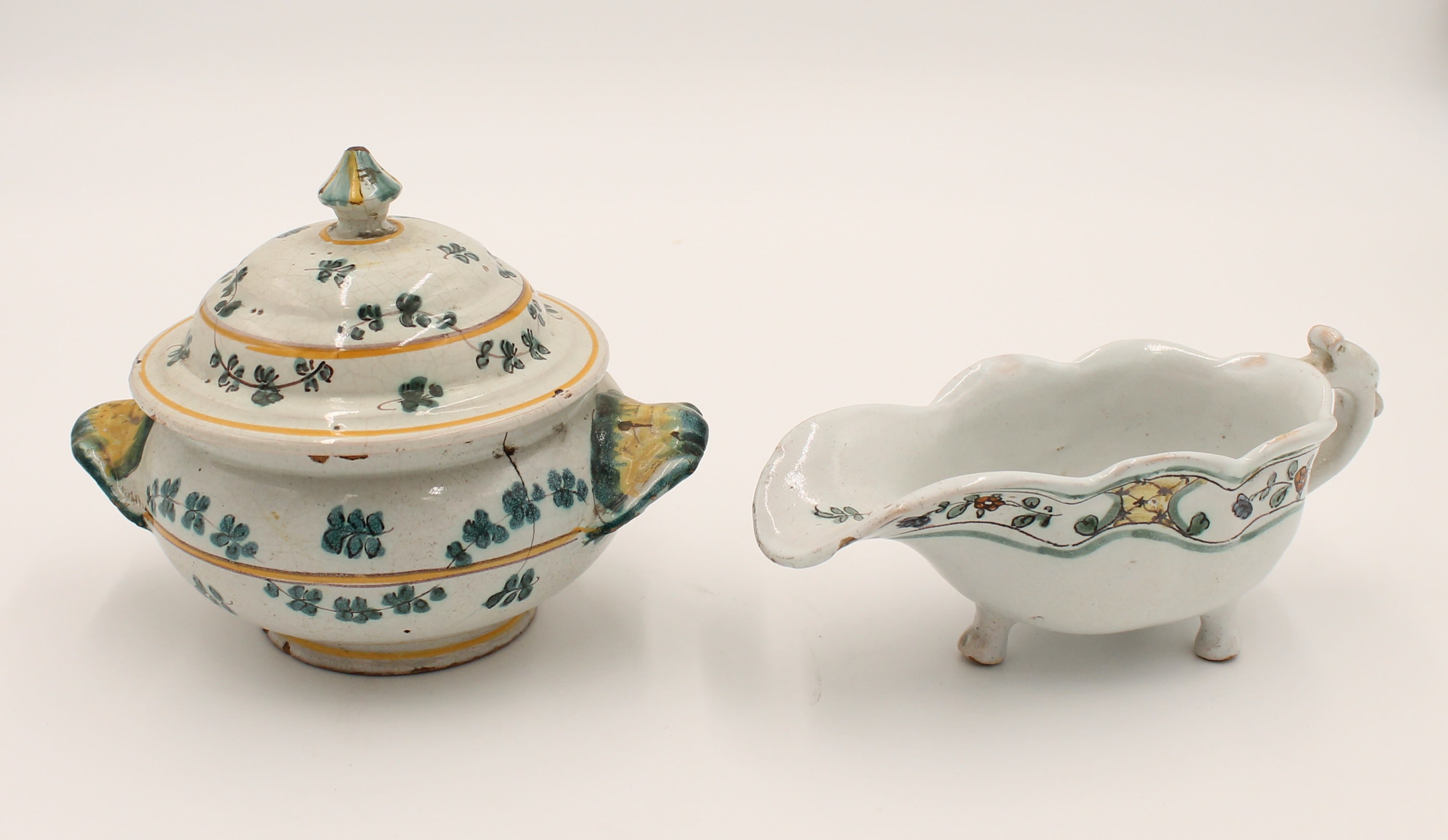 Piccola zuppiera e salsiera - Small tureen and gravy boat