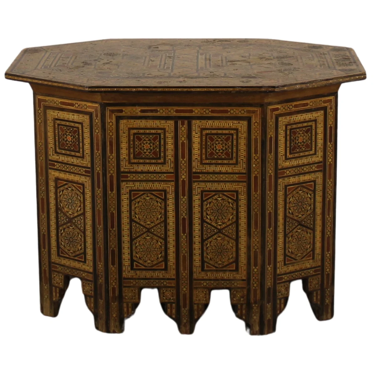 Tavolino ottagonale