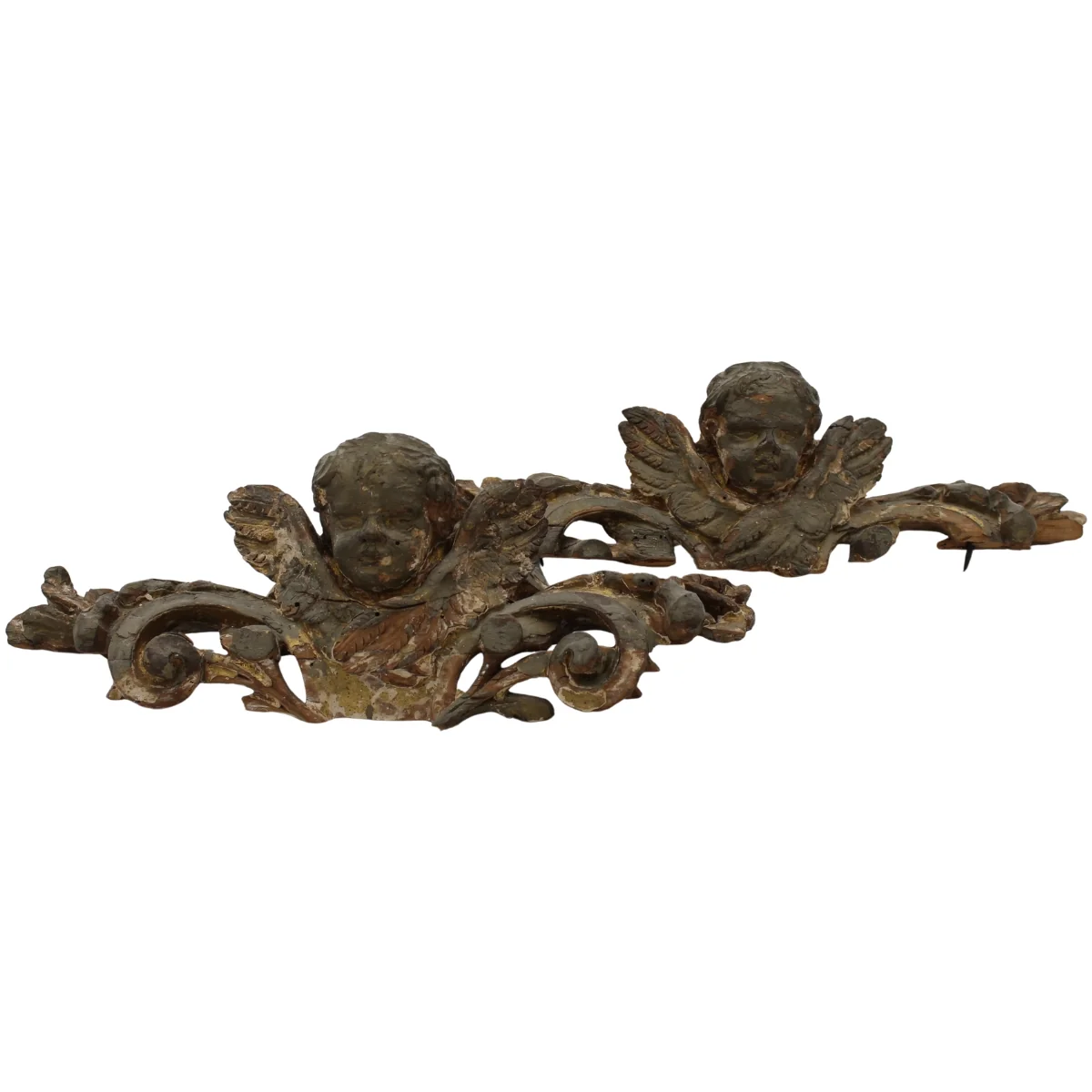 Coppia di elementi scultorei